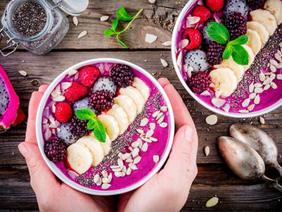 Take Your Smoothie Bowl to The Next Level With These 6 Healthy Ingredients