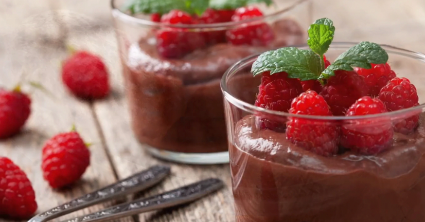 Debbas Gourmet: Two Ingredient Chocolate MousseMax Debbas shows how to create a delicious, gourmet chocolate mousse using only TWO ingredients!